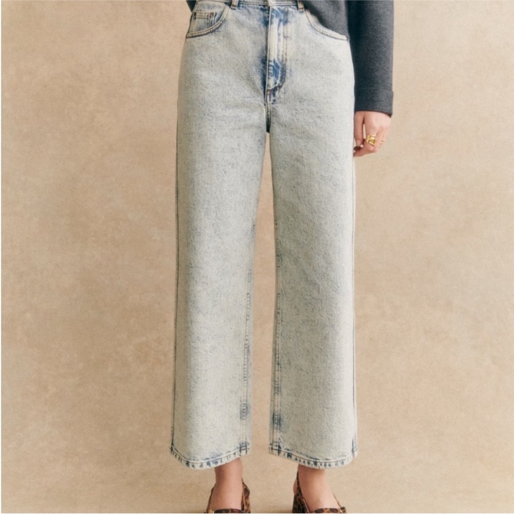 Sezane Light Wash Cropped Wide-Leg Jeans